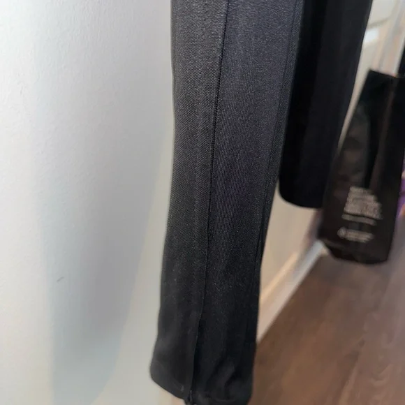 Adidas men’s Black Joggers - Picture 4 of 13